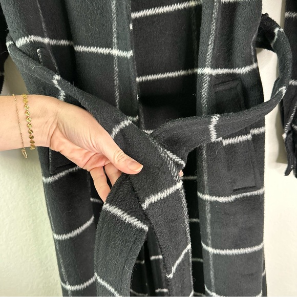 NEW LOOK belted maxi coat in black window check SZ US 4 - Picture 5 of 6